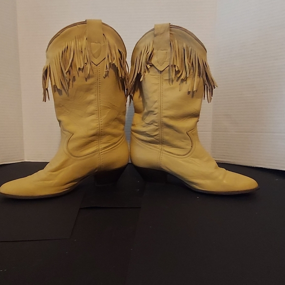 2 pairs of women's fridge tan and white Acme Miss Rodeo cowgirl boots sz 6 - Picture 3 of 9